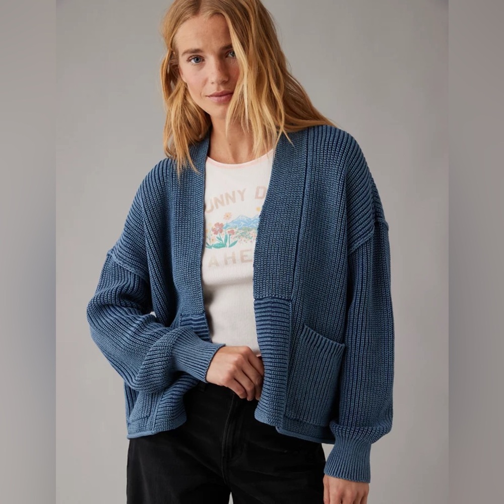 AMERICAN EAGLE Slouchy Cardigan